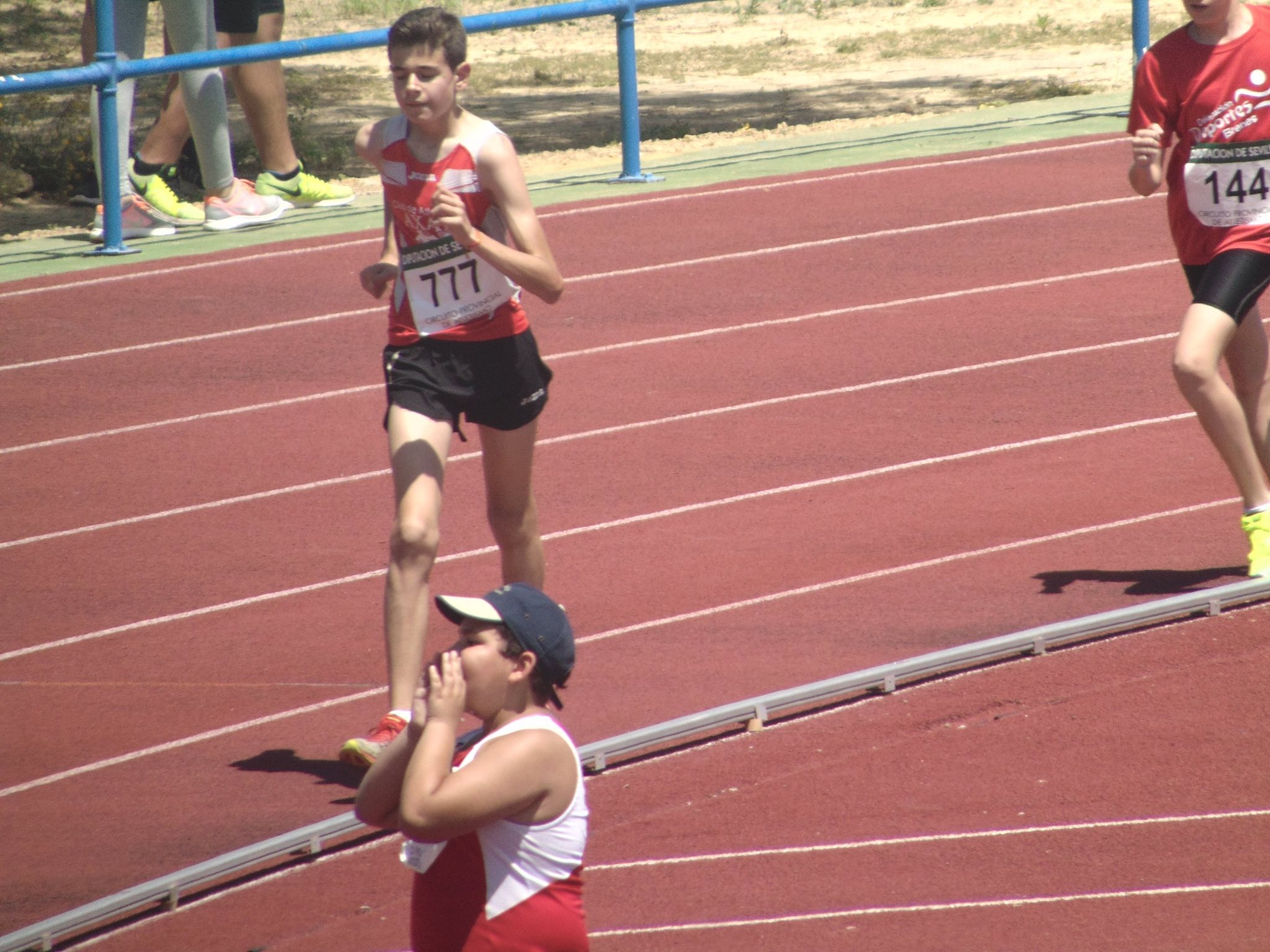 13227842_1183739608342725_1763118233878613788_o