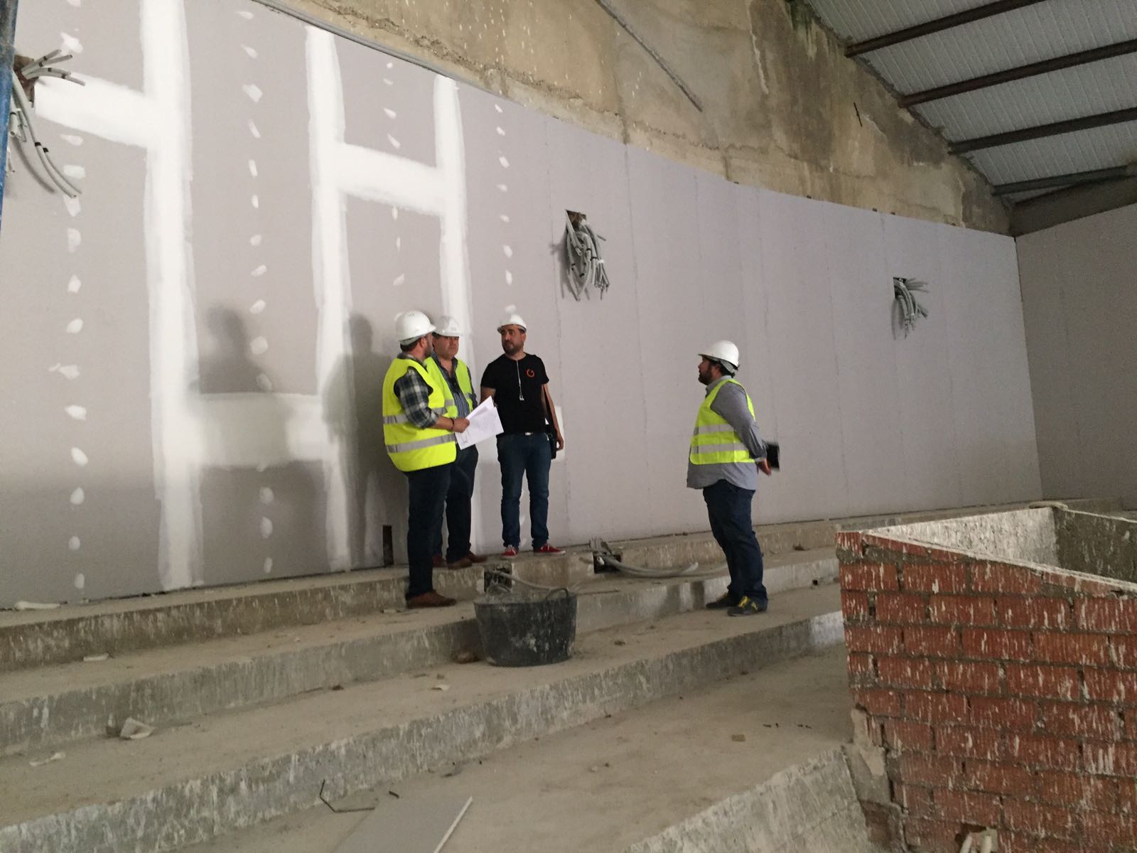 Continúan las obras de restauración del TeatroCine Goya Lora Información